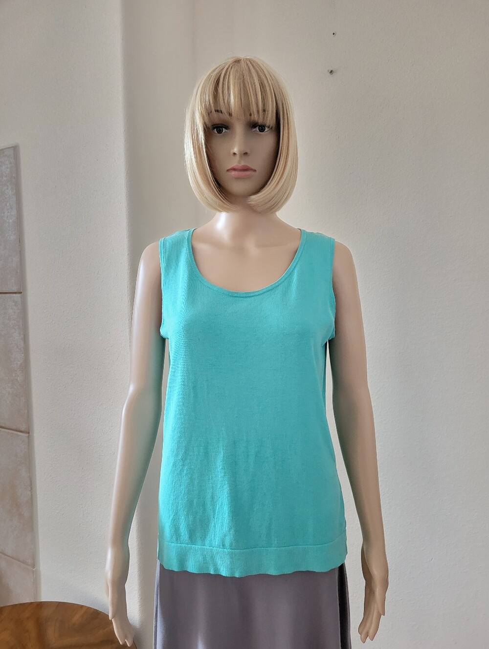 august silk Sleevless Silk Blend Knit Top, Teal/ Mint, M, VGUC